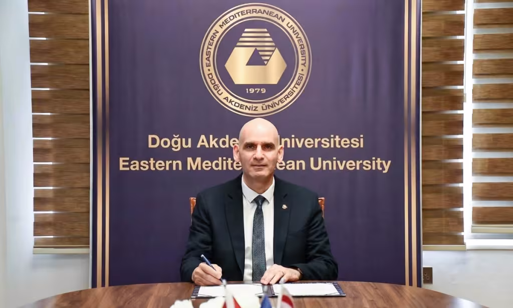 البروفيسور الدكتور علي أوزتورن، نائب رئيس جامعة شرق البحر المتوسط لشؤون الترويج والاتصال المؤسسي