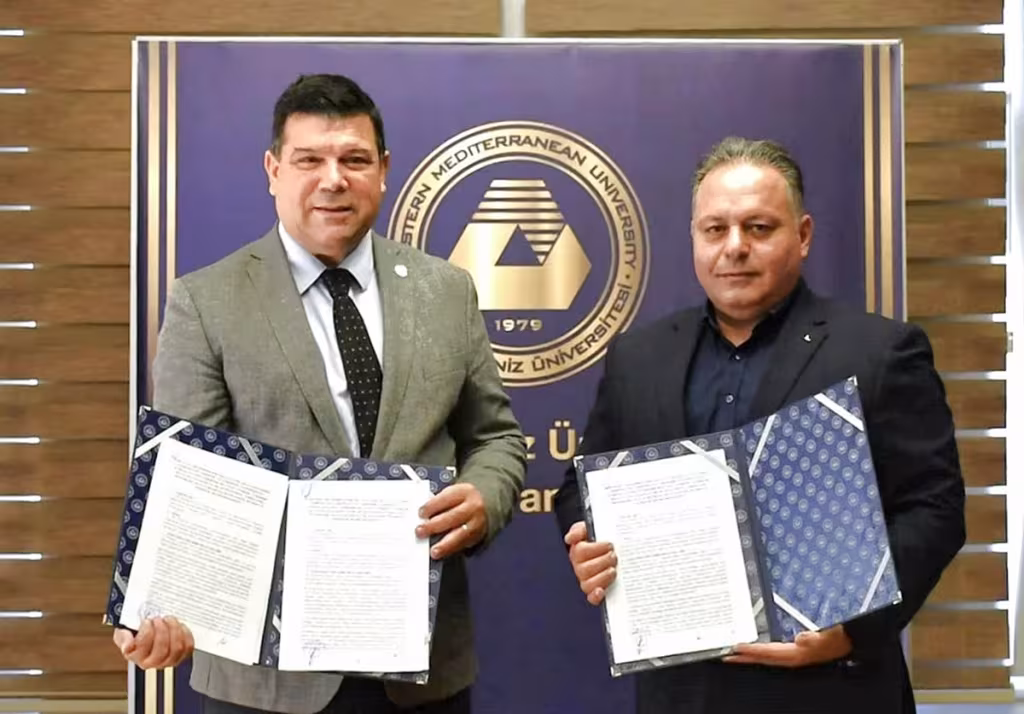 توقيع بروتوكول تحسين التقاطع عند المدخل الرئيسي لجامعة شرق البحر المتوسط